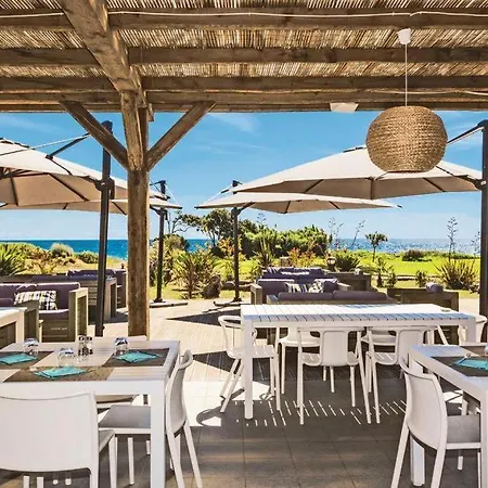 Avec Jardin Piscine Et 100 M *